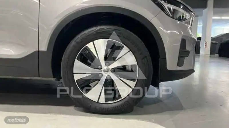2023 Volvo XC40