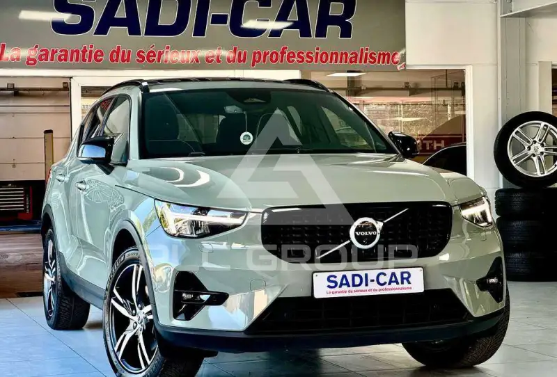 2023 Volvo XC40