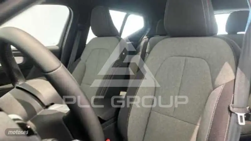 2023 Volvo XC40