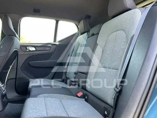 2023 Volvo XC40