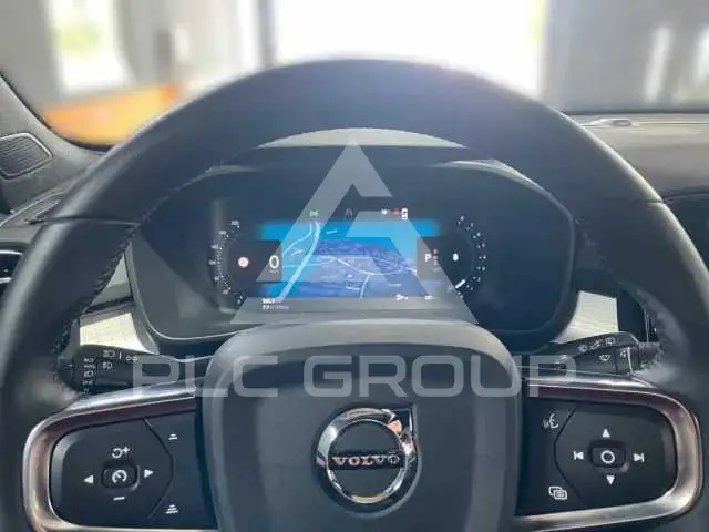 2023 Volvo XC40