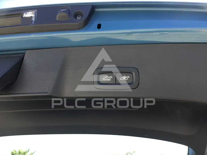 2023 Volvo XC40