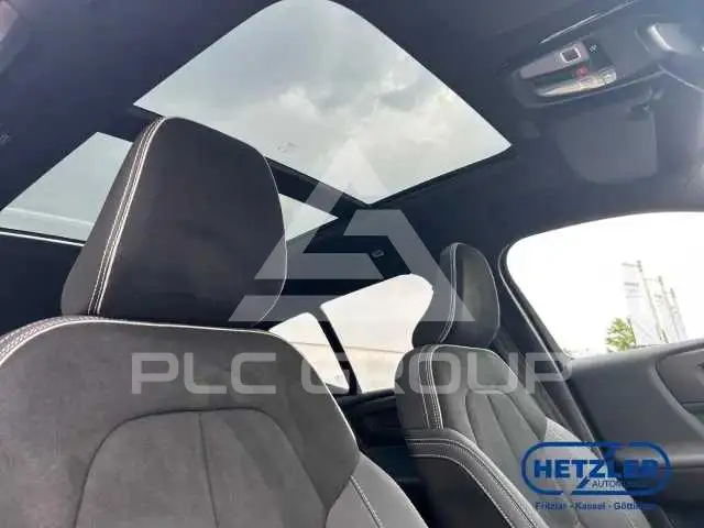 2023 Volvo XC40