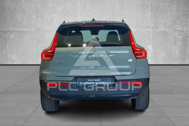 2023 Volvo XC40
