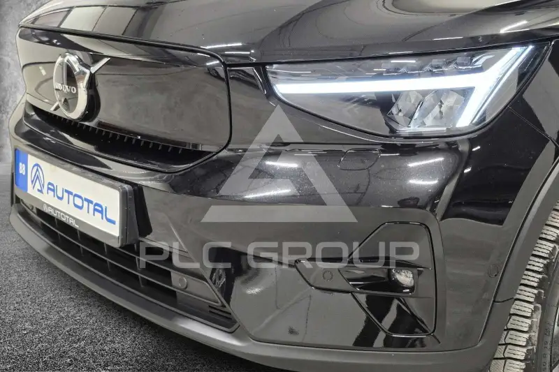 2023 Volvo XC40