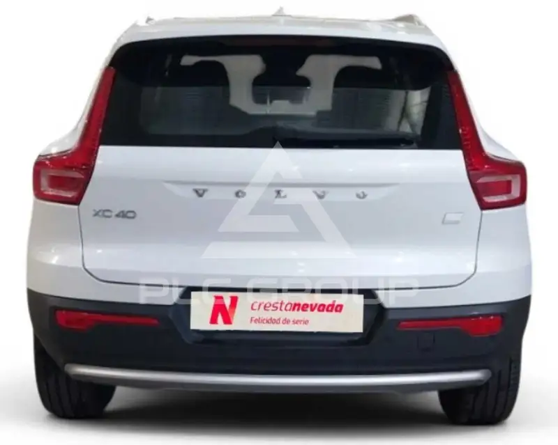 2023 Volvo XC40