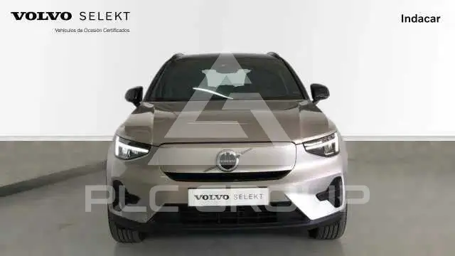 2023 Volvo XC40