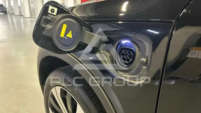 2023 Volvo XC40