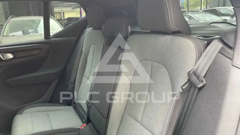 2023 Volvo XC40