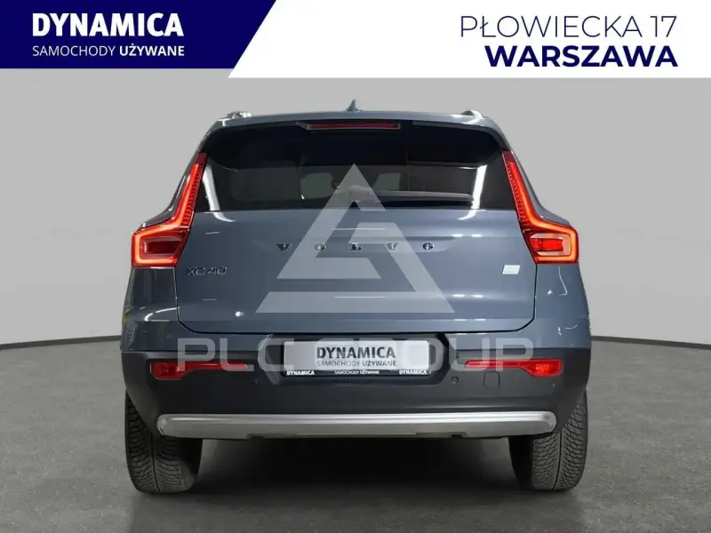 2023 Volvo XC40