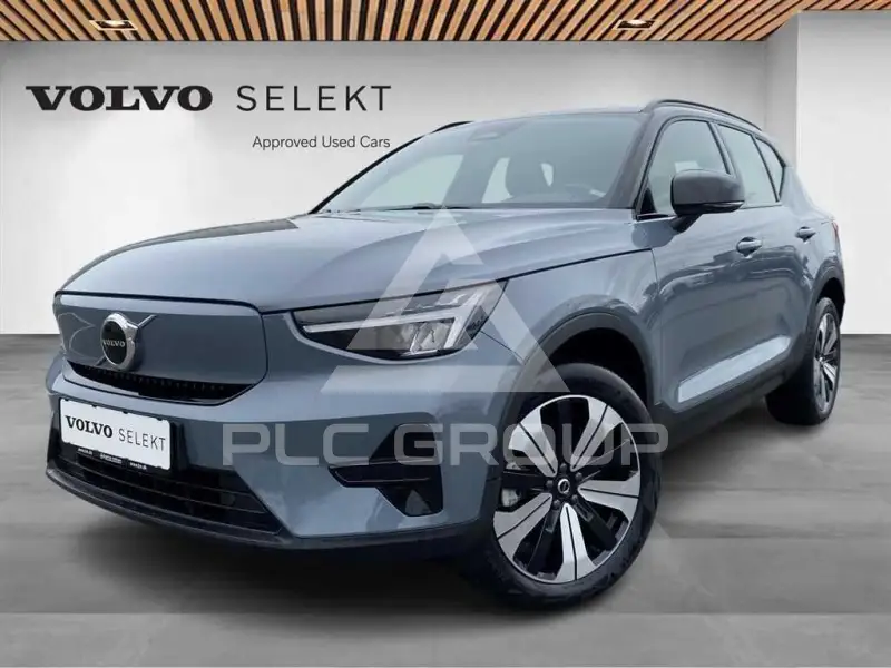 2023 Volvo XC40