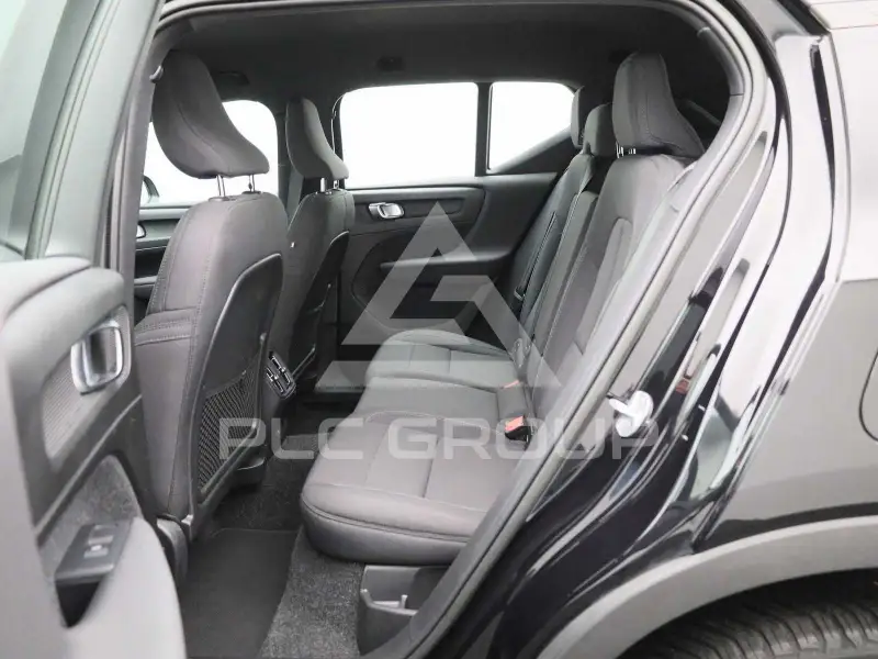 2023 Volvo XC40