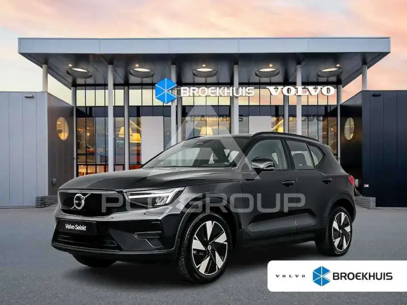 2023 Volvo XC40