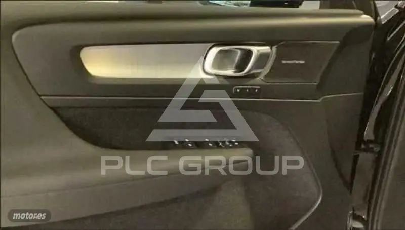 2023 Volvo XC40