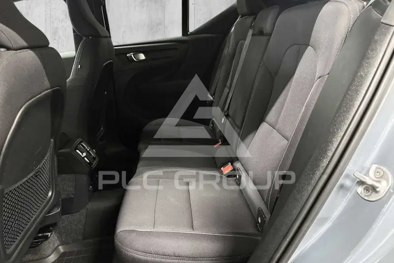 2023 Volvo XC40