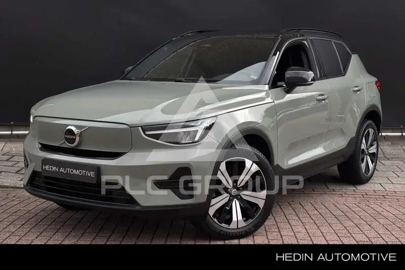 2023 Volvo XC40