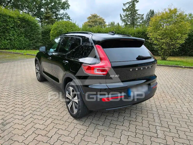 2023 Volvo XC40