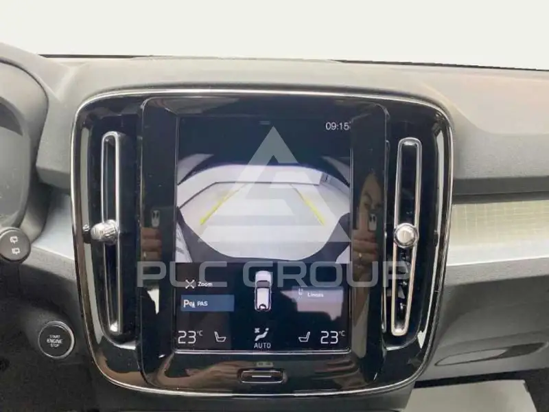 2023 Volvo XC40