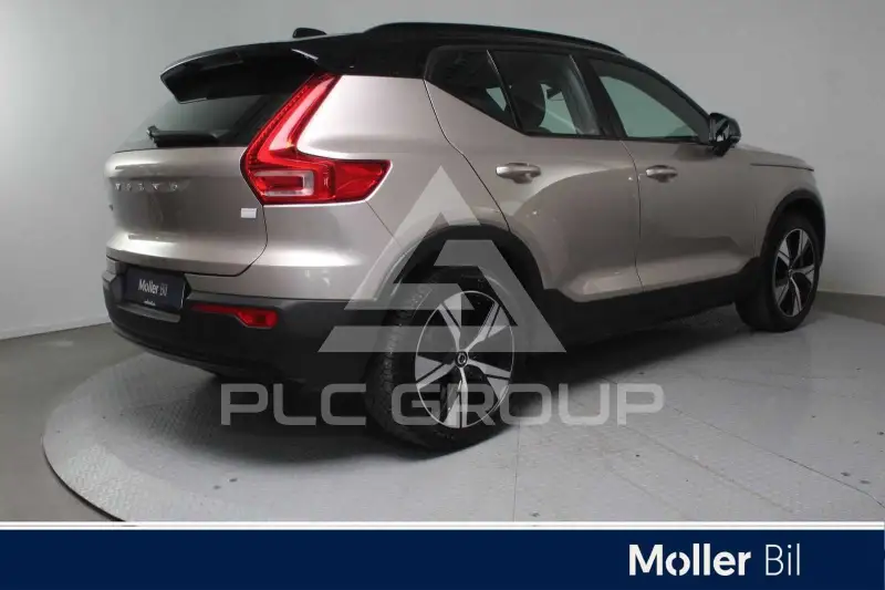 2023 Volvo XC40