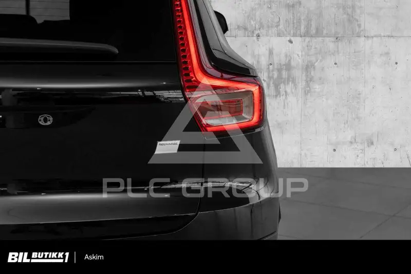 2023 Volvo XC40