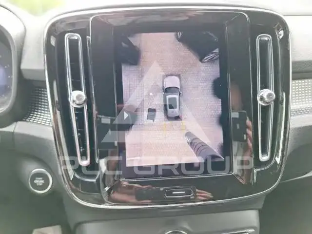 2023 Volvo XC40