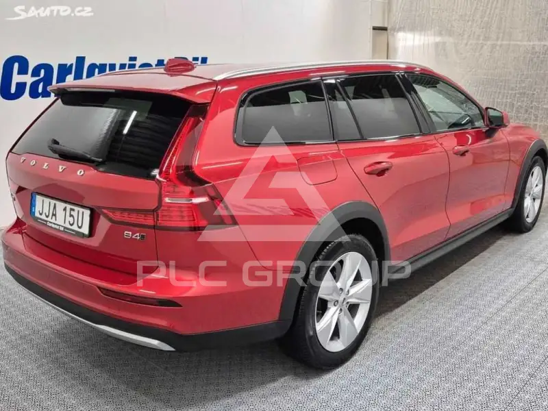 2023 Volvo V60