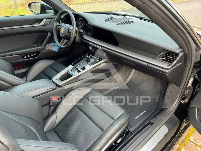 2023 Porsche 911