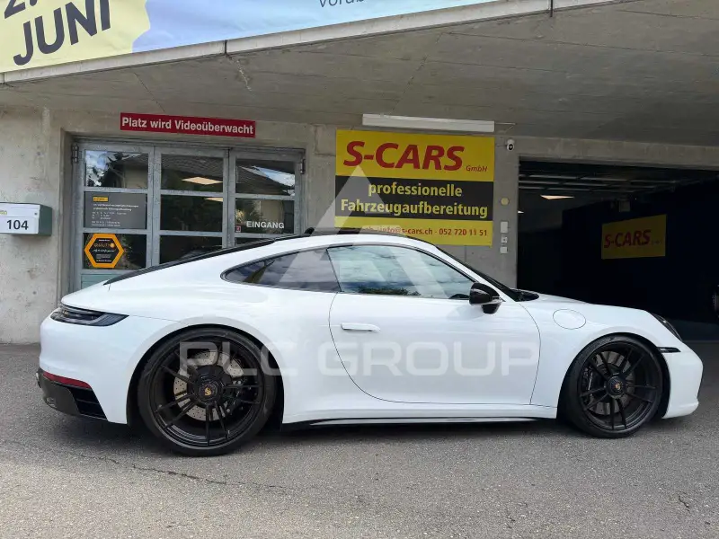 2023 Porsche 911