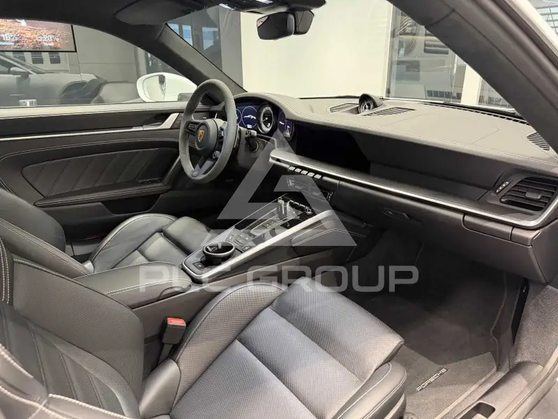 2023 Porsche 911