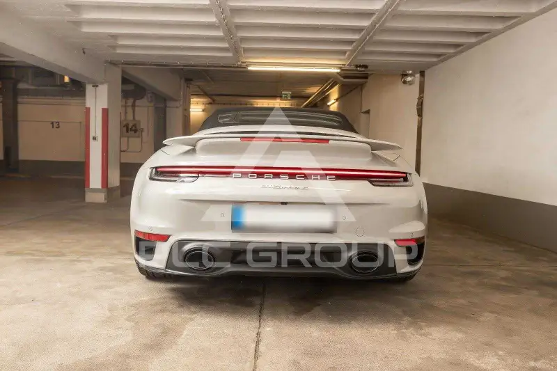 2023 Porsche 911
