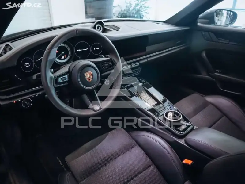 2023 Porsche 911