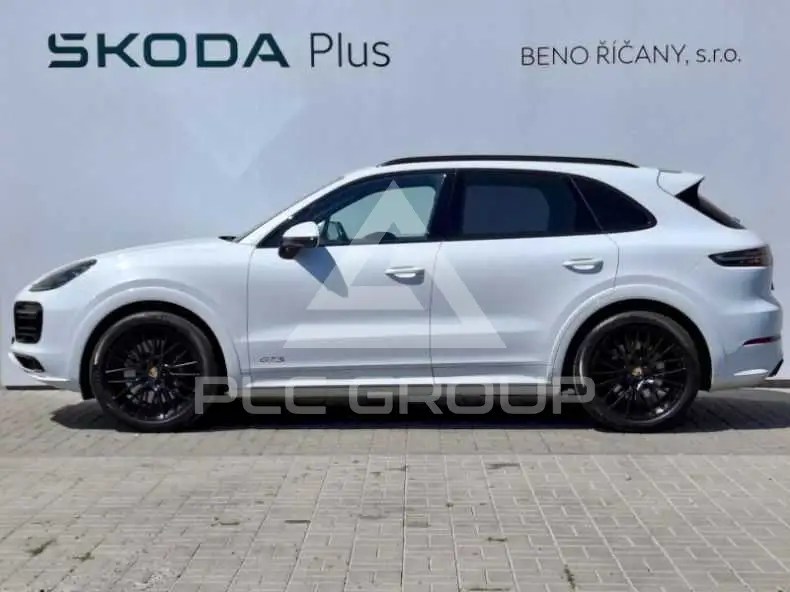 2023 Porsche Cayenne