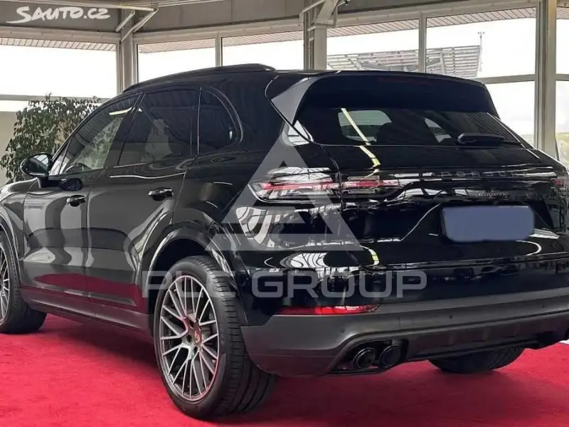 2023 Porsche Cayenne
