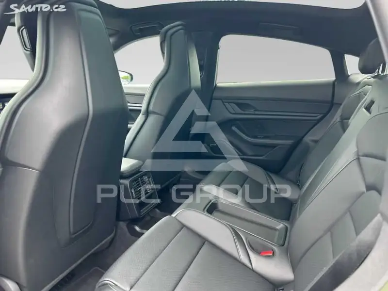 2023 Porsche Taycan
