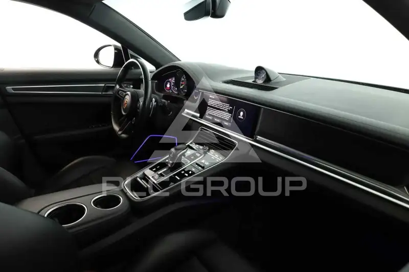 2023 Porsche Panamera