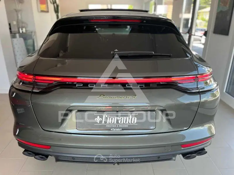 2023 Porsche Panamera