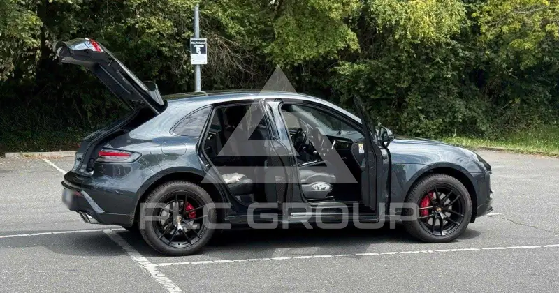 2023 Porsche MACAN