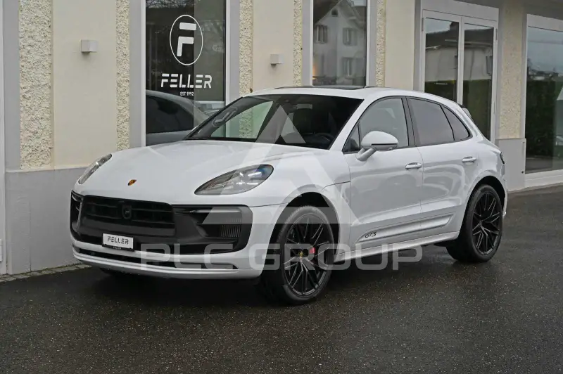 2023 Porsche MACAN
