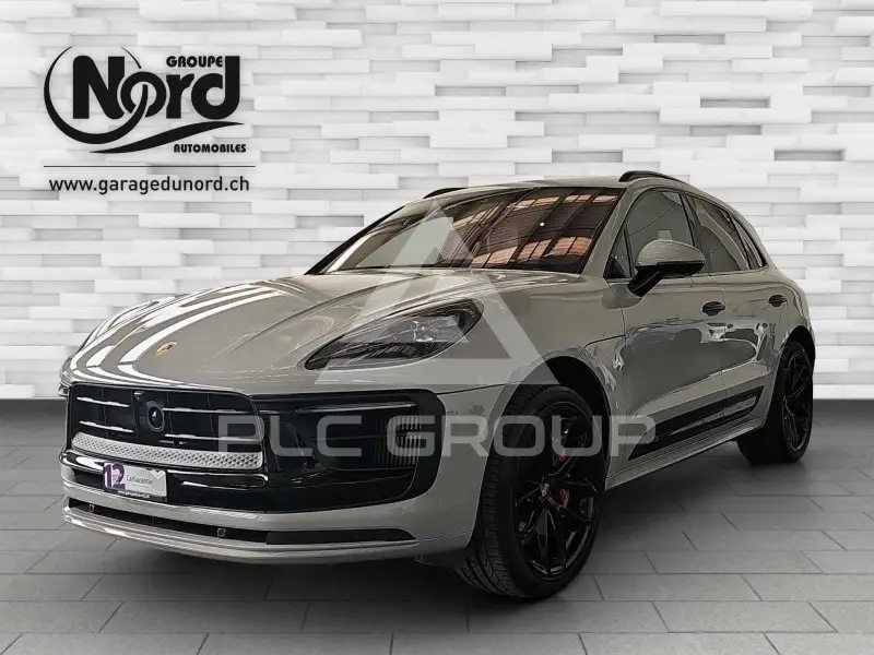 2023 Porsche MACAN