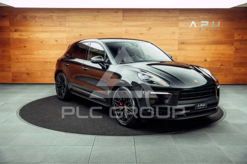 2023 Porsche MACAN