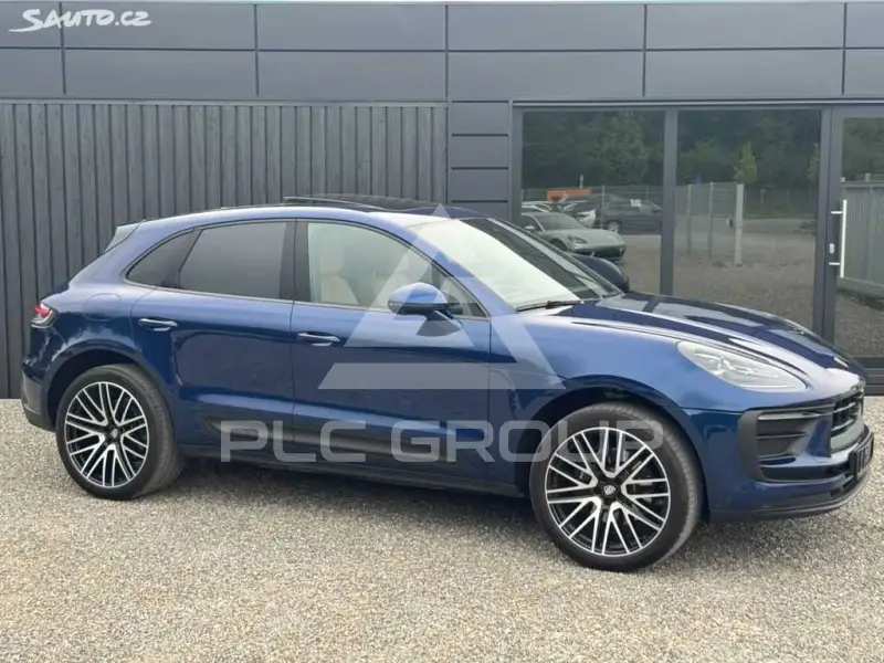 2023 Porsche MACAN