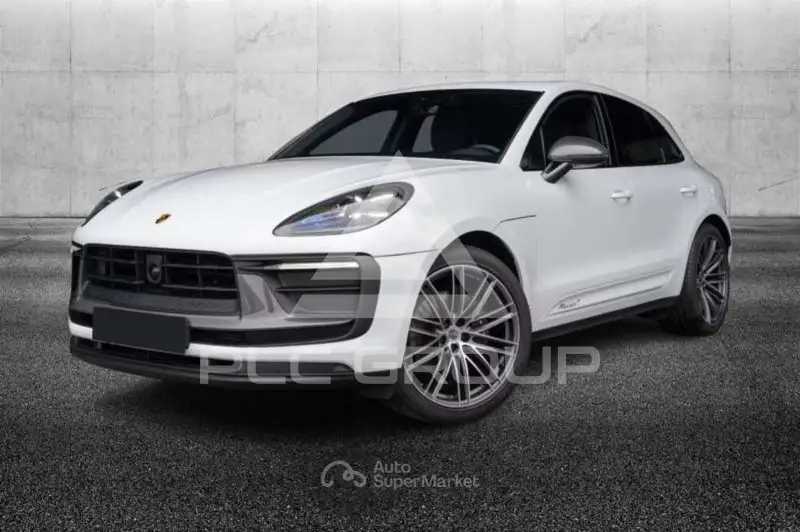 2023 Porsche MACAN