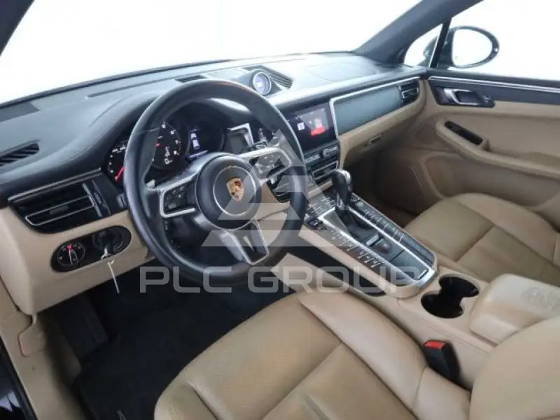 2023 Porsche MACAN