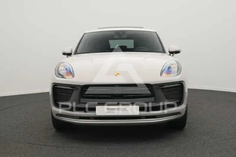 2023 Porsche MACAN