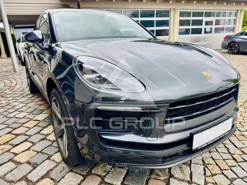 2023 Porsche MACAN