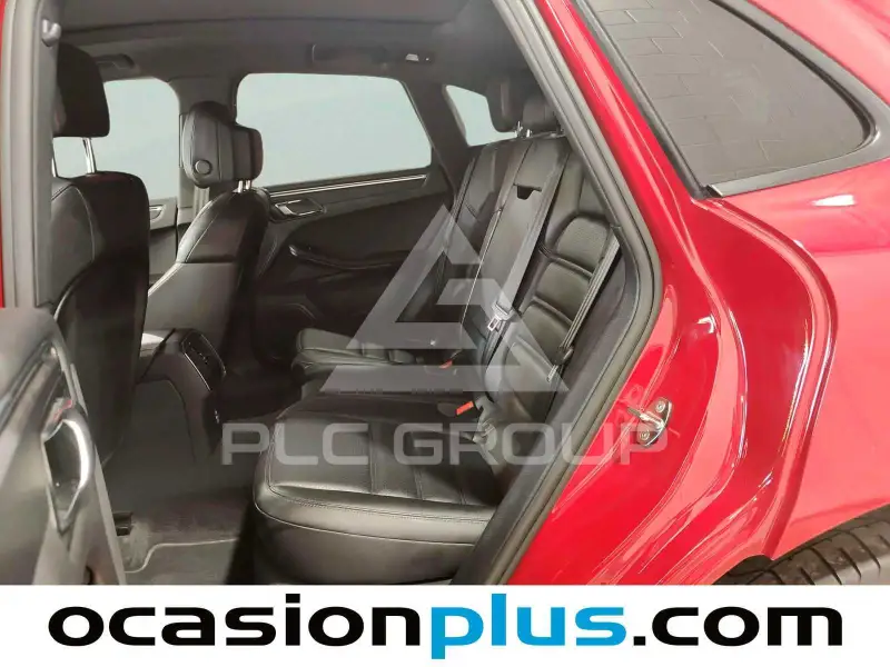 2023 Porsche MACAN