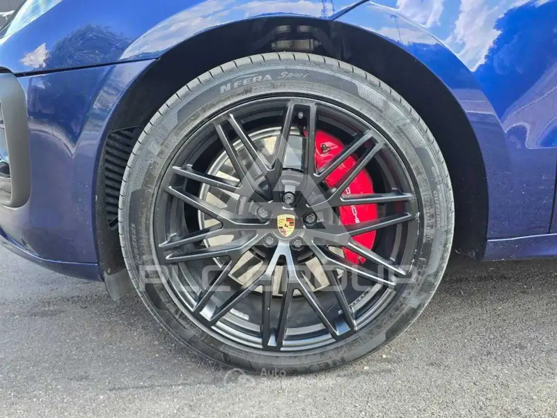 2023 Porsche MACAN