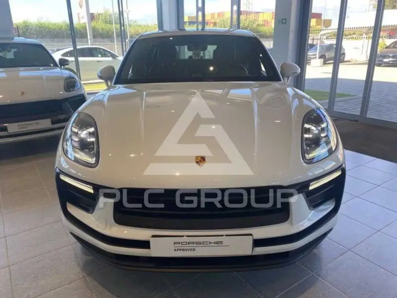2023 Porsche MACAN