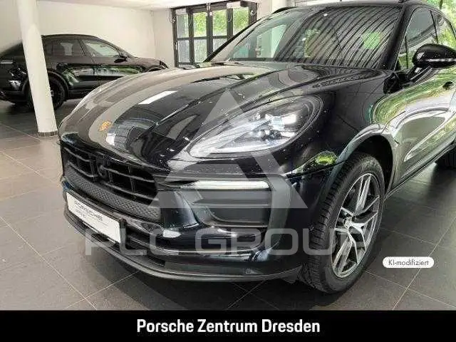 2023 Porsche MACAN