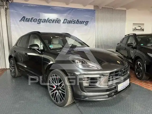 2023 Porsche MACAN